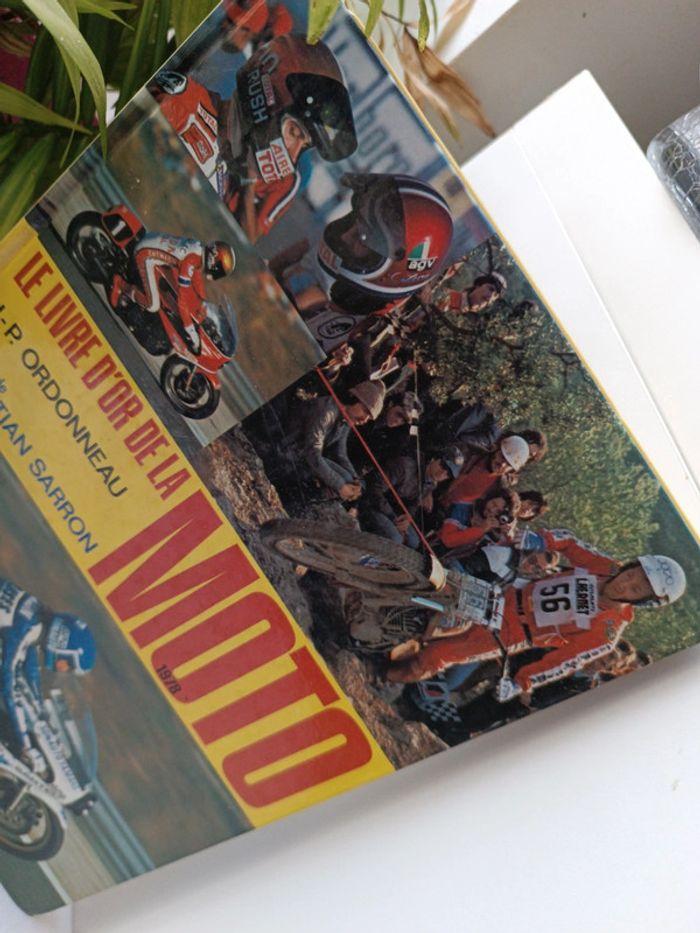 Livre Book d'or de la moto bike cross ordonneau Christian sarron 1978 sport solar - photo numéro 2