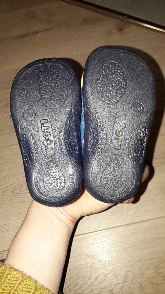 Chaussons enfant taille 20 - photo numéro 3