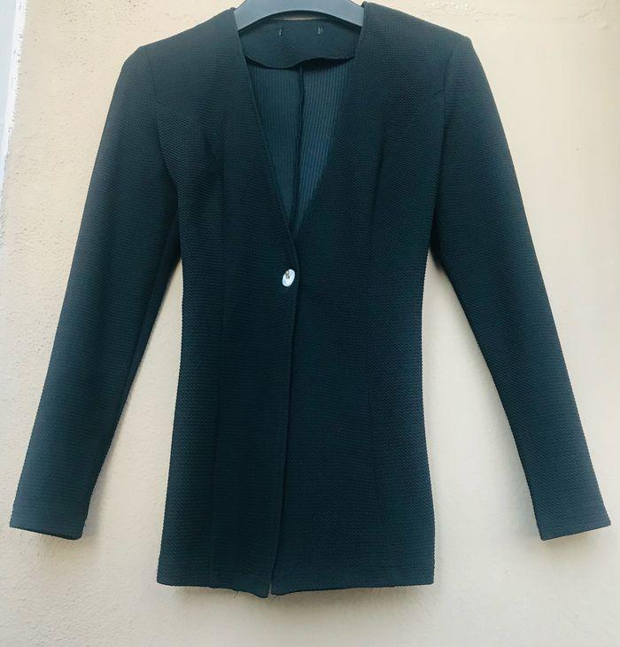 Lot veste tailleur femme noir - photo numéro 2