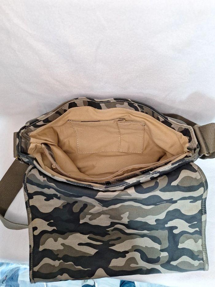 Sac bandoulière édition limitée Arthur & aston camouflage - photo numéro 10