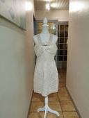 Robe de soirée neuve naf naf taille 40 blanc cassé et dorée