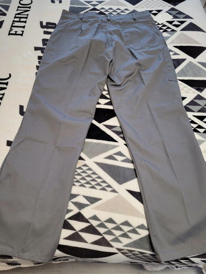 Pantalon neuf taille 50 - photo numéro 2