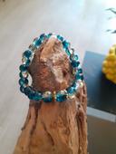 Bracelet en perles de verre bleues et or