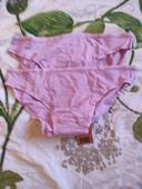 Lot de 2 slips pour femme . Esmara lilas. Taille 42/44