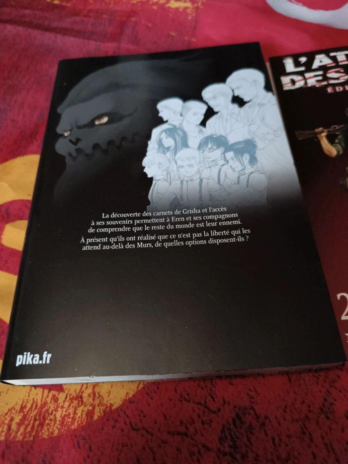 L'attaque des titans Tome 23 - Edition limitée et 9 marque-pages exclusifs - photo numéro 5