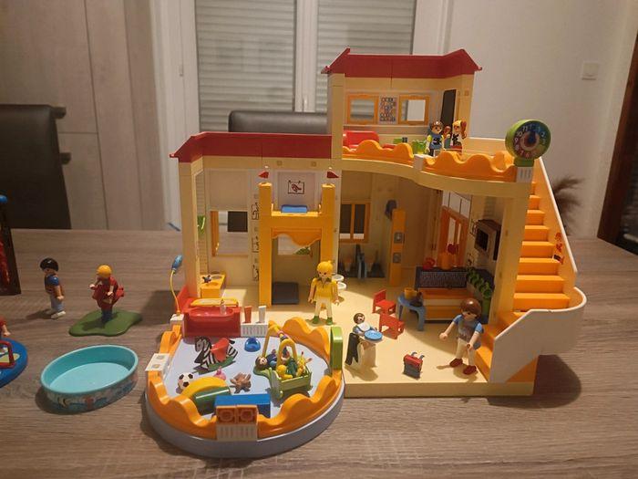 Garderie Playmobil + Extension Square + Crèche - photo numéro 1