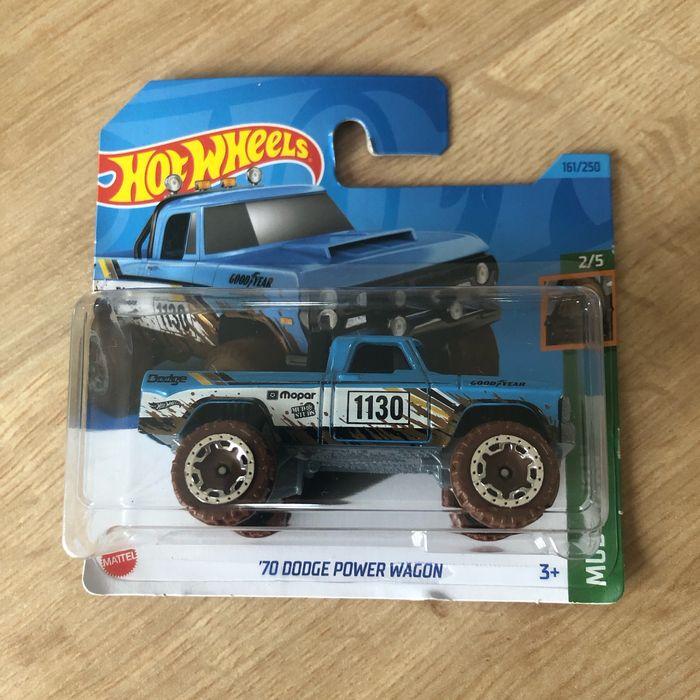 Miniature hot wheels Dodge power wagon 1970