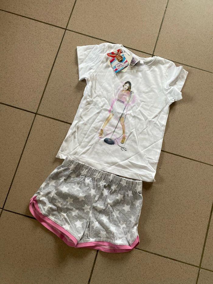 Ensemble pyjama, short, taille 5 ans, de marque, Violetta Disney neuf - photo numéro 1