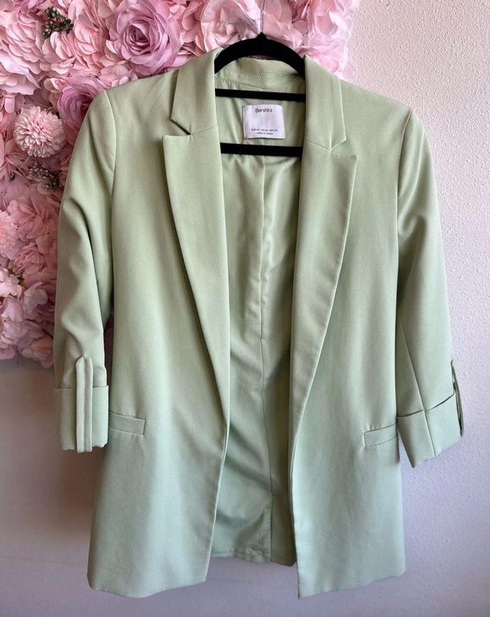 Blazer Bershka vert pâle, taille XS - photo numéro 1