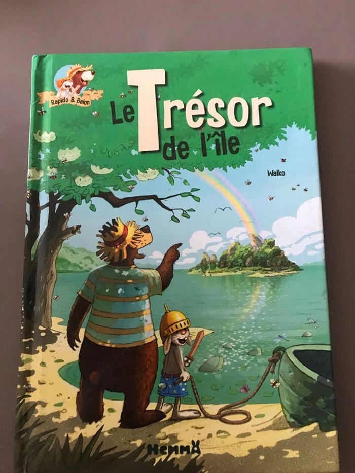 Livre Le trésor de l’île - photo numéro 1