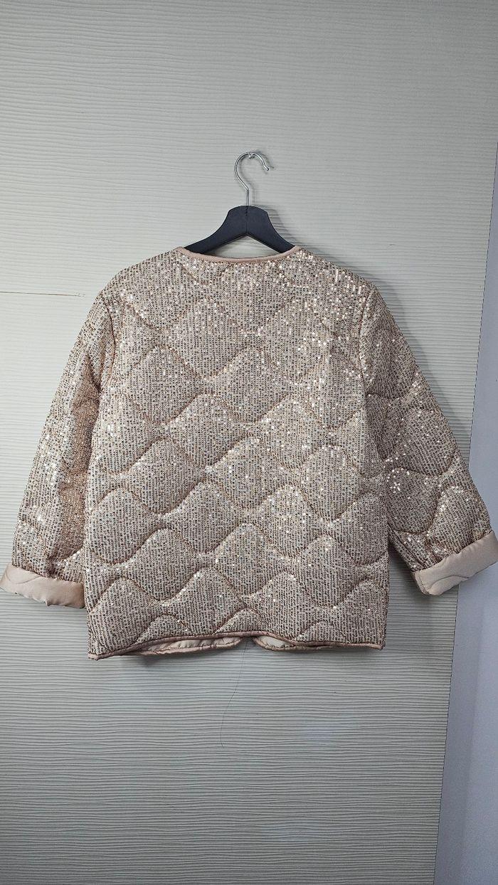 Manteau matelassé beige à sequins dorés MCB Paris - photo numéro 5