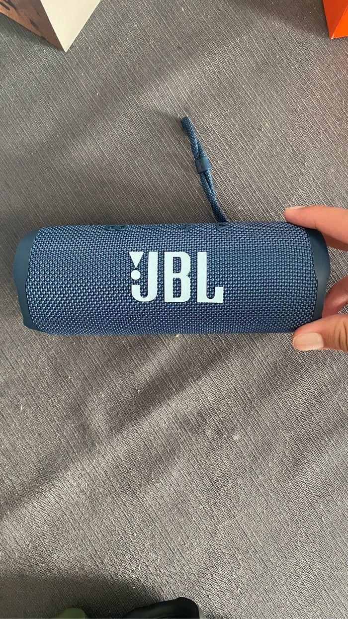 JBL flip 6 bleu marine - photo numéro 5