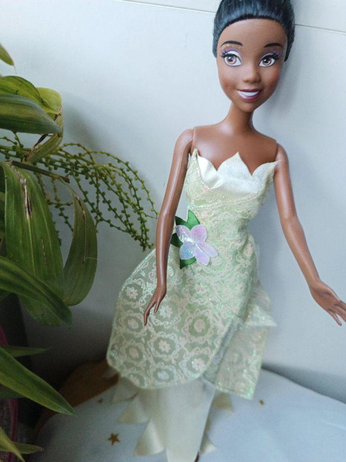 Barbie mattel Disney poupée mannequin princesse frog grenouille flexible 2009 tiana - photo numéro 5