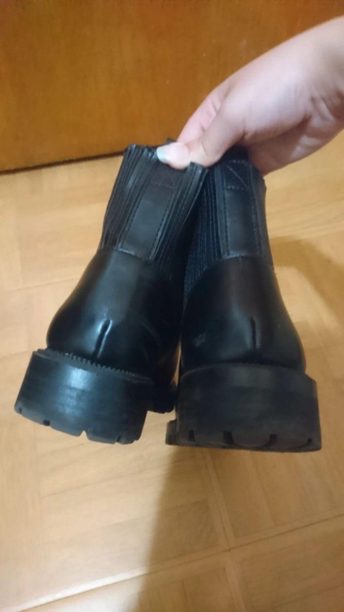 Bottines stradivarius - photo numéro 1