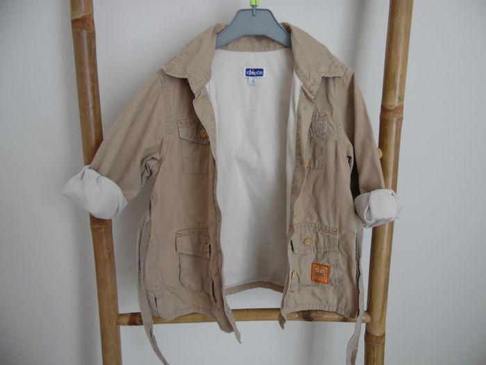 Joli imperméable, taille 2 ans (92 cm). - photo numéro 4