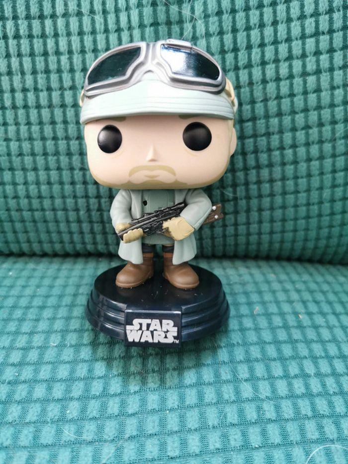 Figurine Funko POP Star Wars 242 Tobias Beckett - photo numéro 1