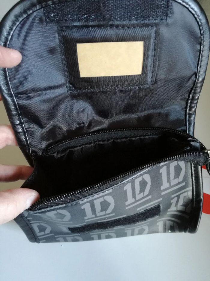 One direction petite pochette neuf - photo numéro 3