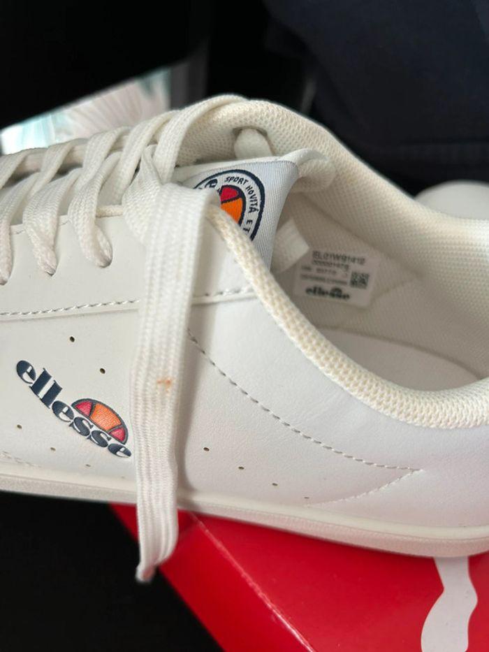 Chaussure blanche Ellesse taille 40 - photo numéro 6