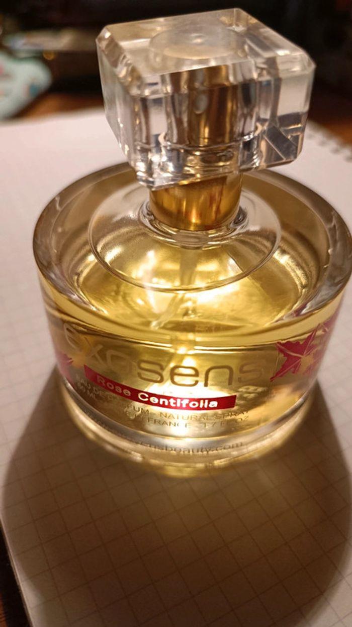 Eau de parfum "Exosens", rose centifolia, Les 3 roses - photo numéro 2