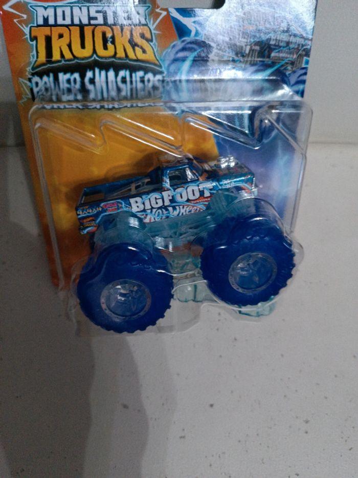 Monster truck hot Wheels power smashers neuf 1/64 "Bigfoot" - photo numéro 2