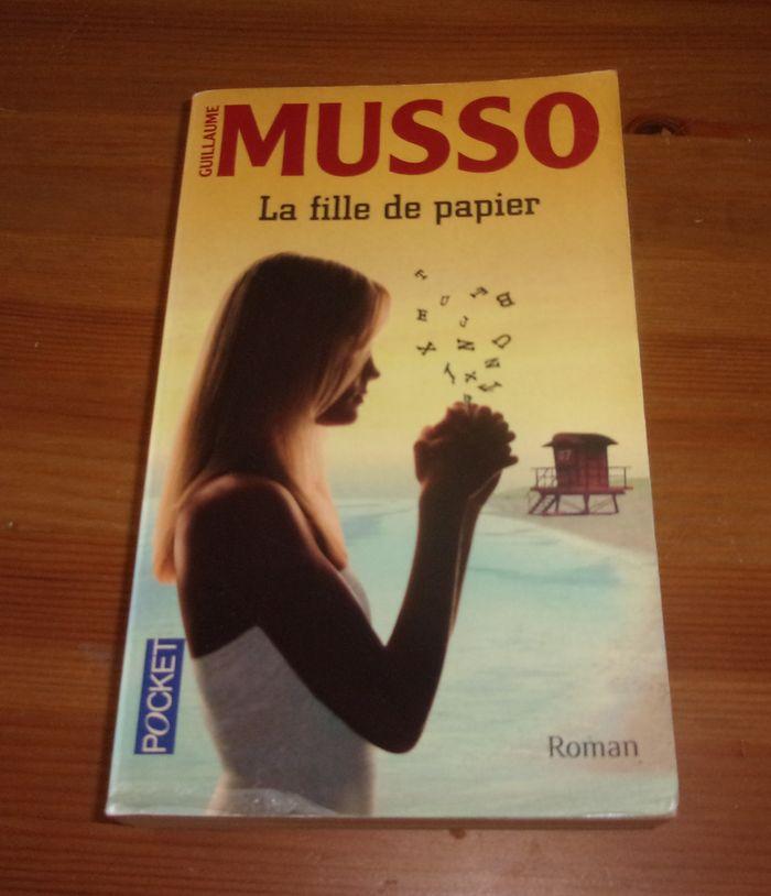 Roman La fille de papier de Guillaume Musso - photo numéro 1