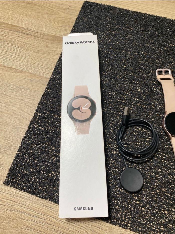 Montre Samsung galaxy Watch 4 - photo numéro 2