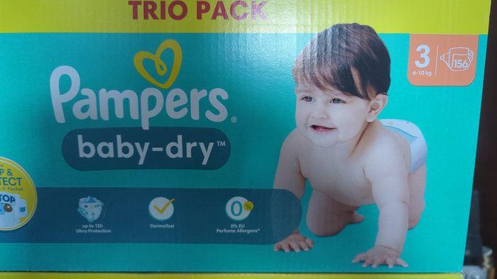 Couches Pampers