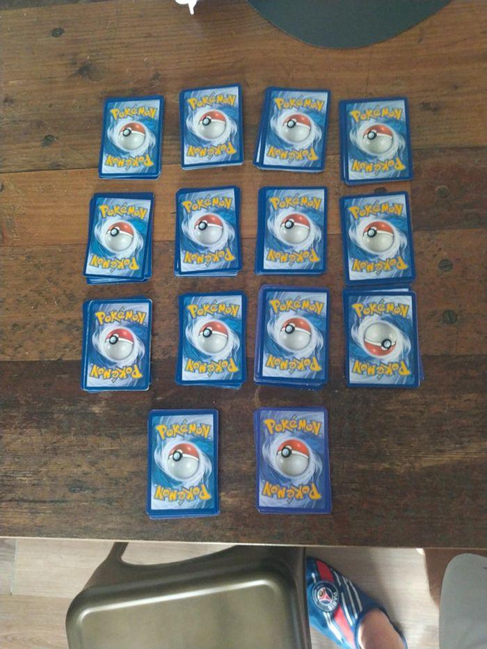 Cartes Pokémon au hasard - photo numéro 1