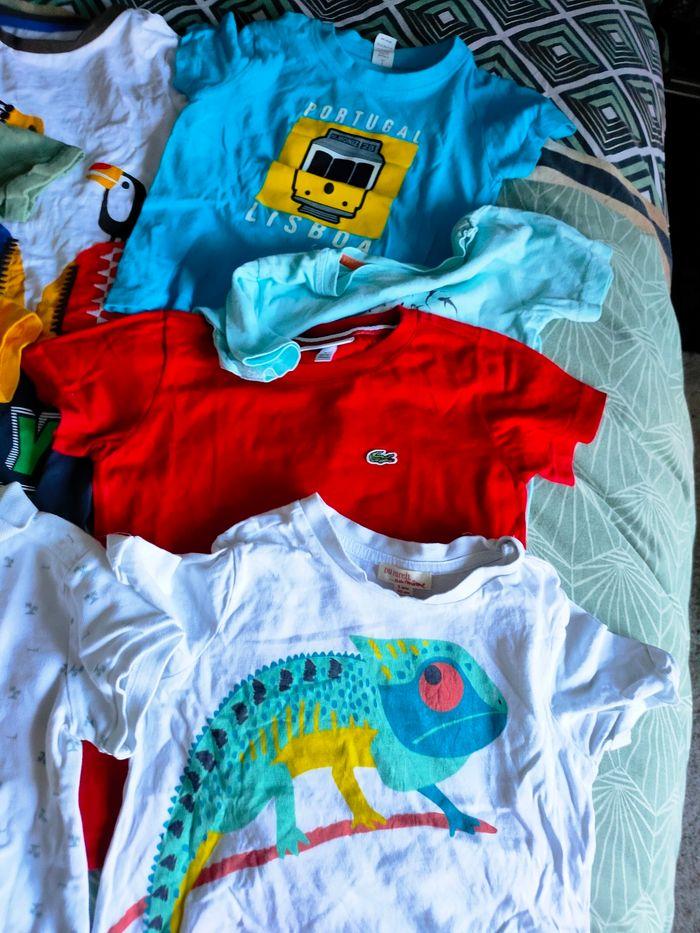 Gros lot t-shirt manches courtes 2 ans - photo numéro 5