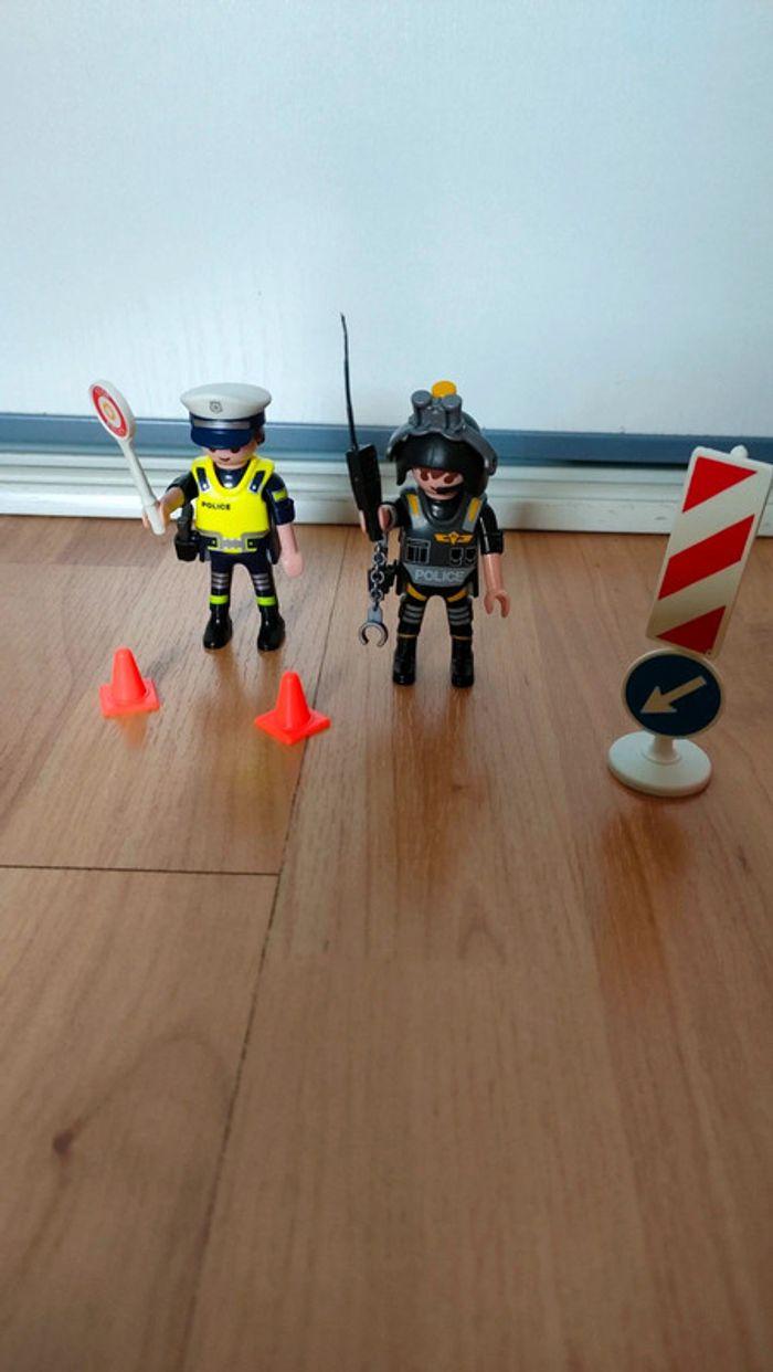 Policiers playmobil