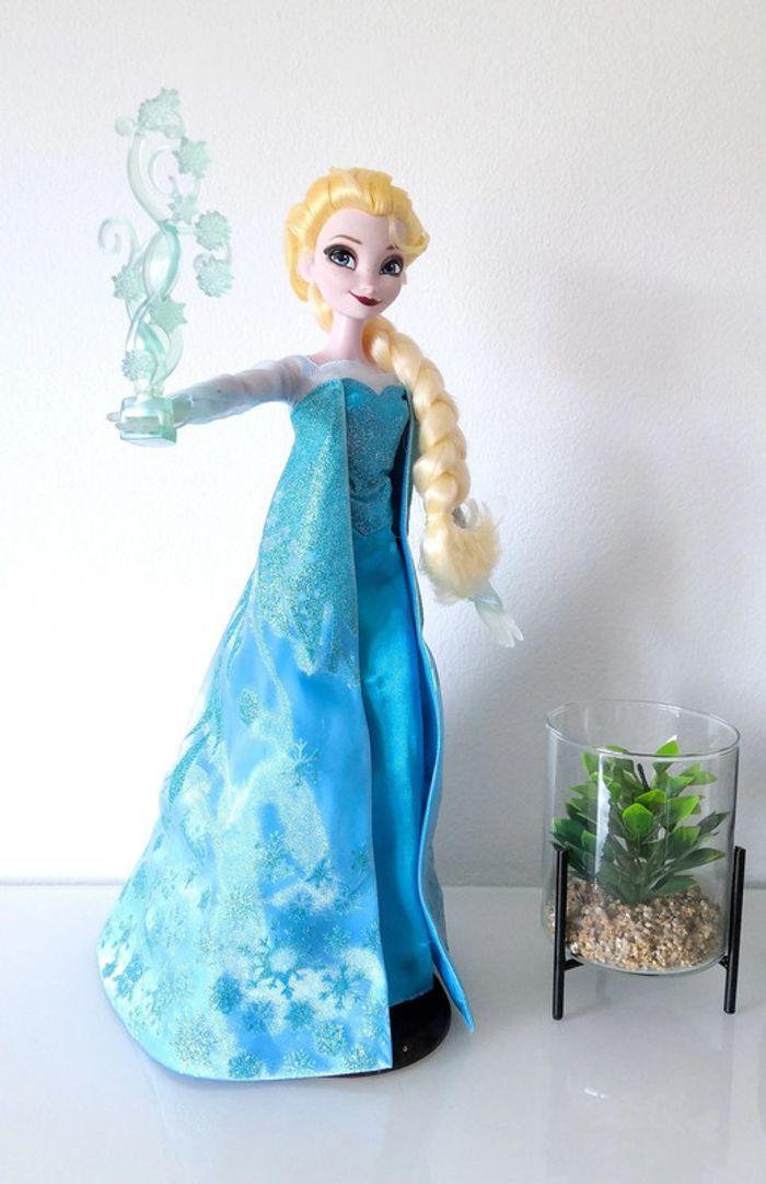 Poupée chantante Elsa Deluxe Disney NEUVE - photo numéro 8