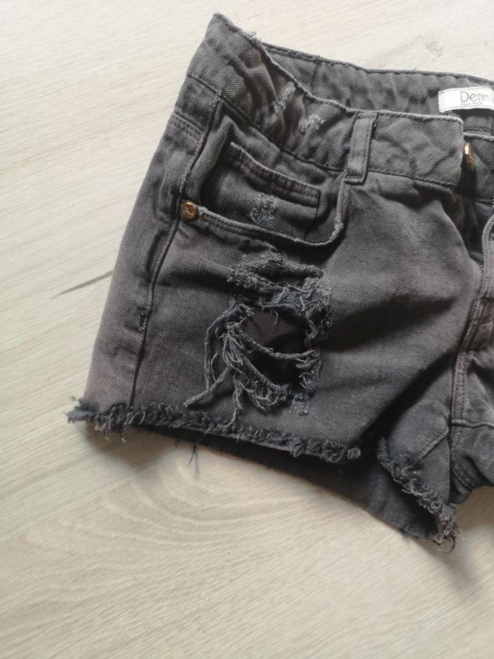 Short en jean noir - photo numéro 3