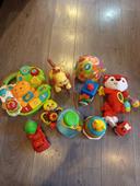 Gros lot de jouets 1er âge