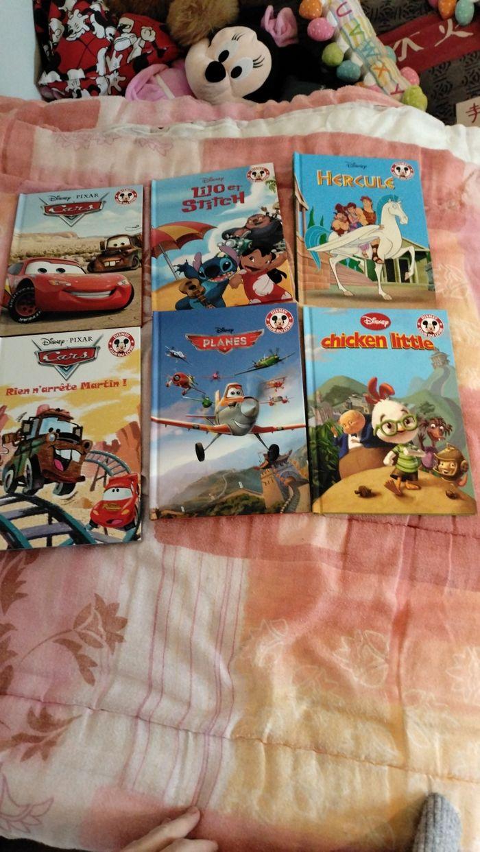 Lot de 17  livres Disney (dont 1 double) - photo numéro 1