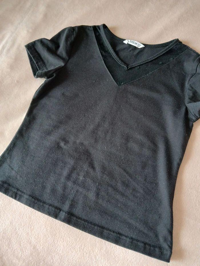 Tee-shirt noir, taille 9 ans. - photo numéro 1