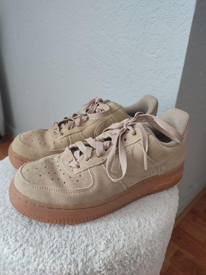 Nike air force One beige 37.5 - photo numéro 2