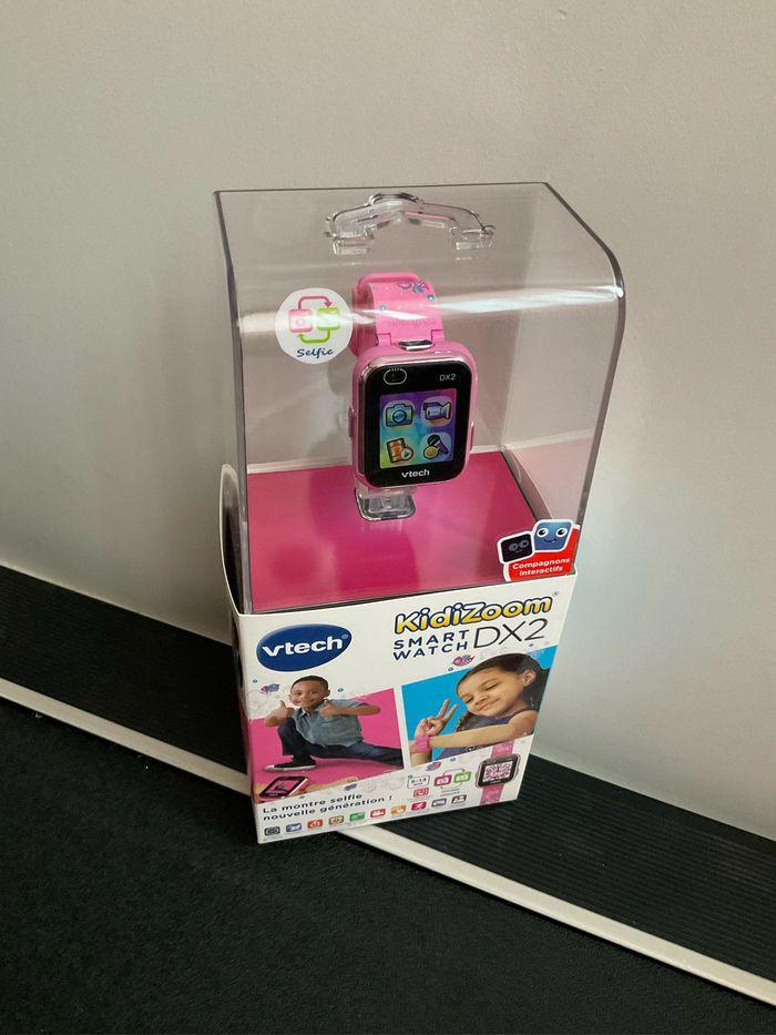 Kidizoom smart Watch dx2 VTECH neuf JAMAIS OUVERT - photo numéro 2