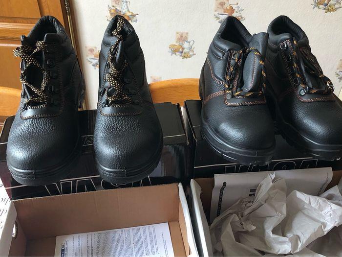 Lot de 2 paires de chaussures de sécurité homme - photo numéro 2