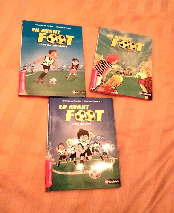 Lot livres en avant foot - photo numéro 1