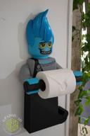 Dévidoir de papier toilette ou simple décoration murale dans un style Lego