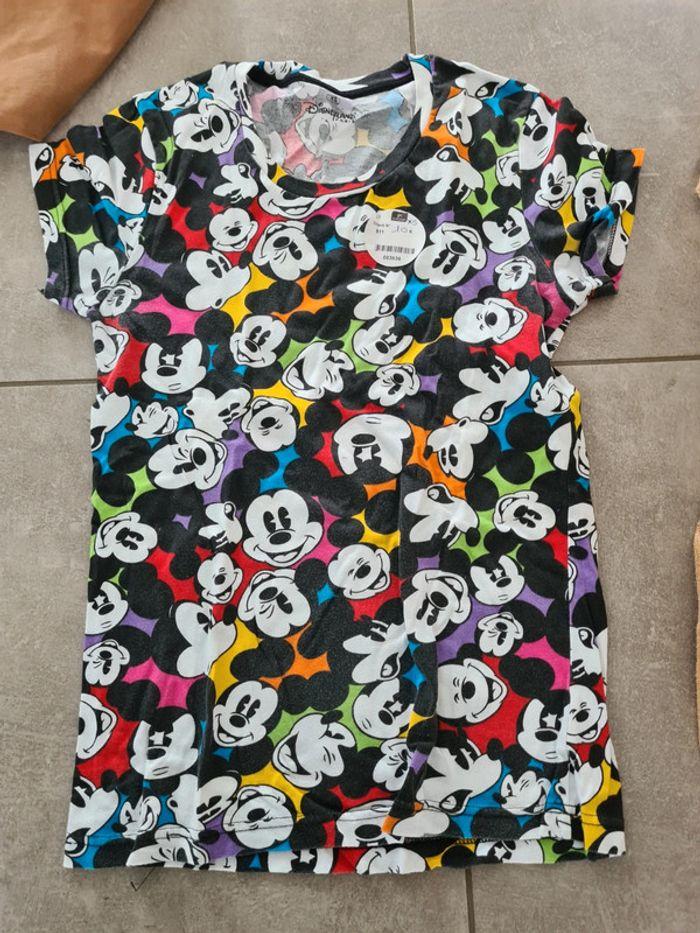 Tee-shirt disney