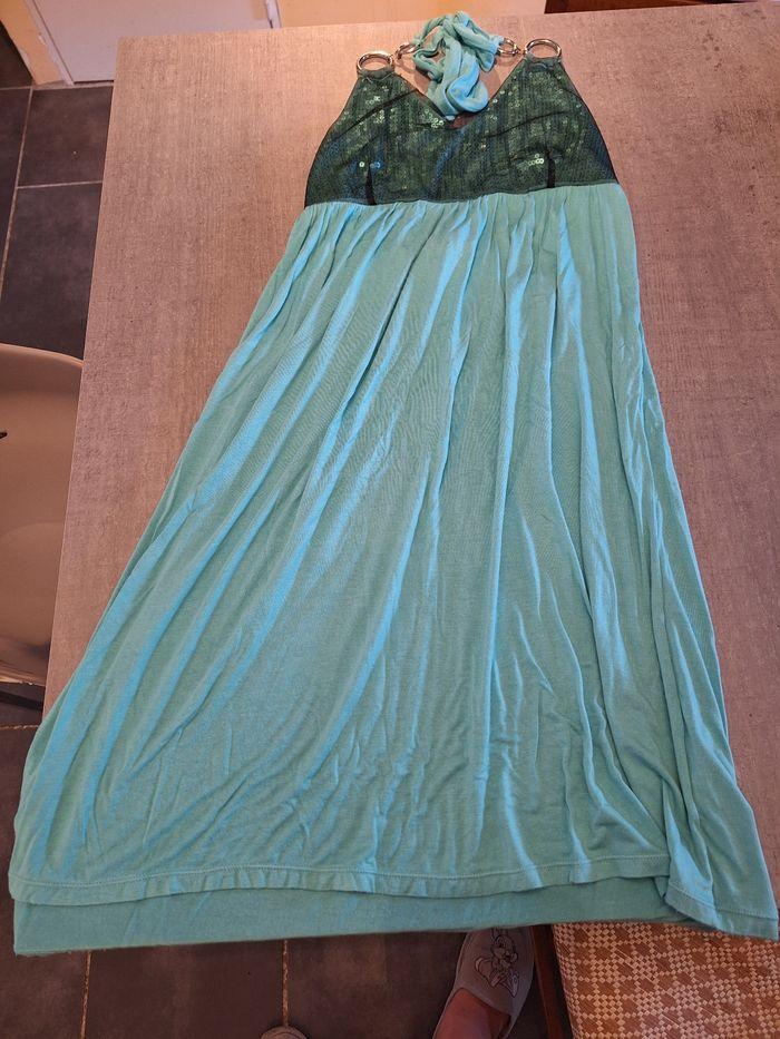 Robe turquoise