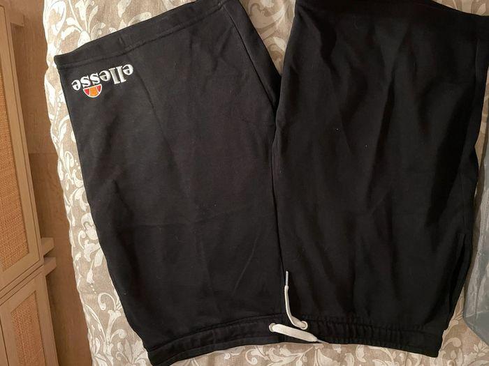 Short Ellesse noir - photo numéro 1