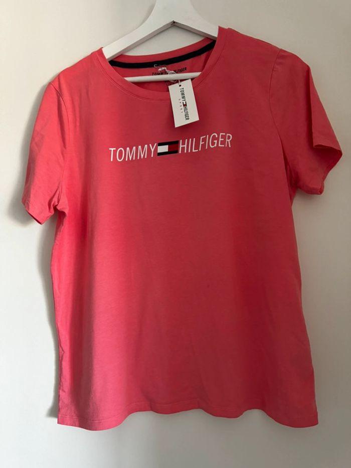 T shirt Tommy Hilfiger - photo numéro 1