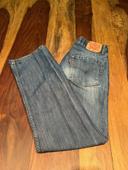 53. Levi’s 514 slim straight W28 L28