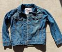 Veste en Jean 6 ans très bon état