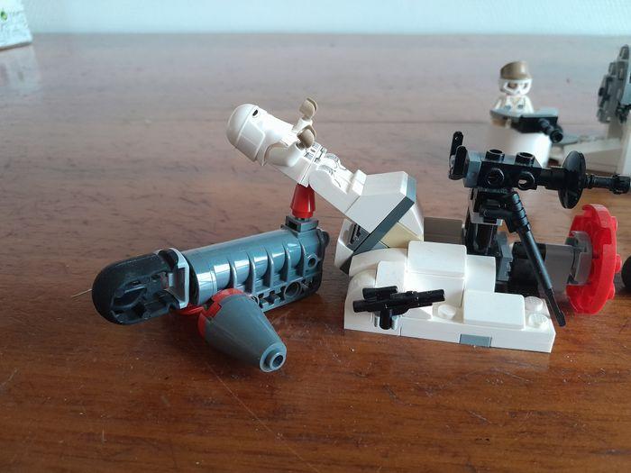 Lego Star Wars n°75239-L'action battle l'attaque du générateur Hoth - photo numéro 3