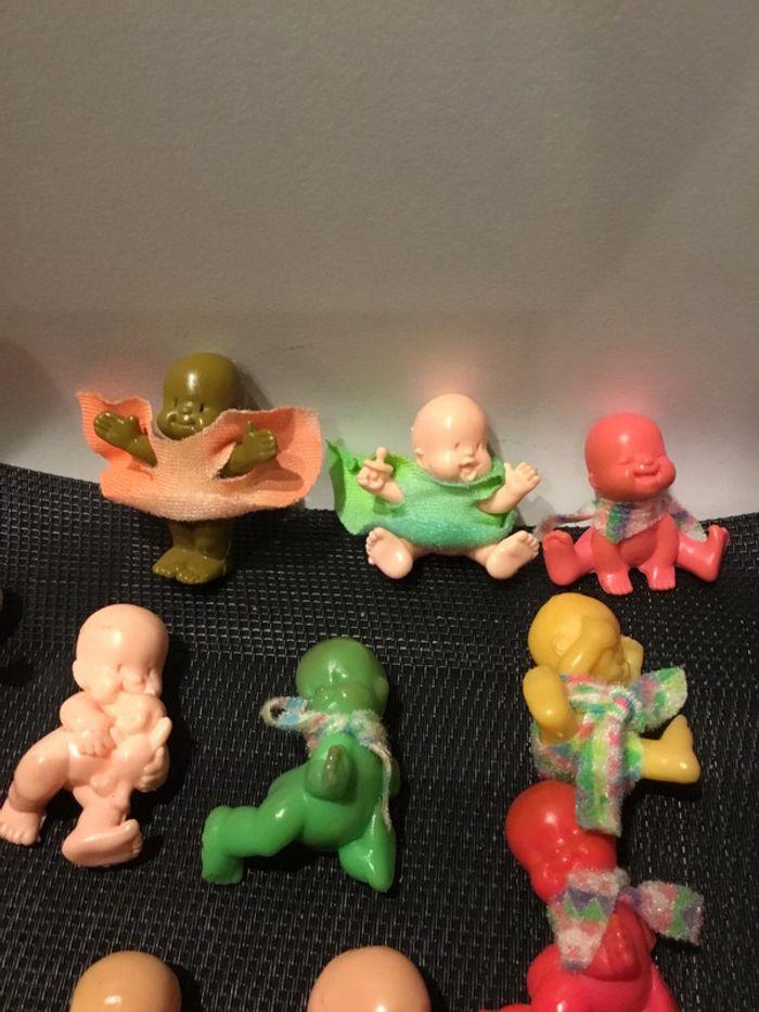 Lot figurines les Babies vintage 80’s 90’s plusieurs couleurs - photo numéro 2