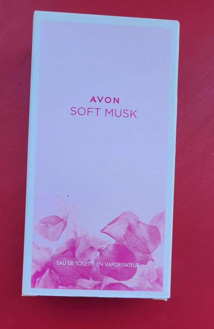 Parfum Avon Soft musk  femme. - photo numéro 1