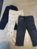 Lot 3 jeans 12 mois